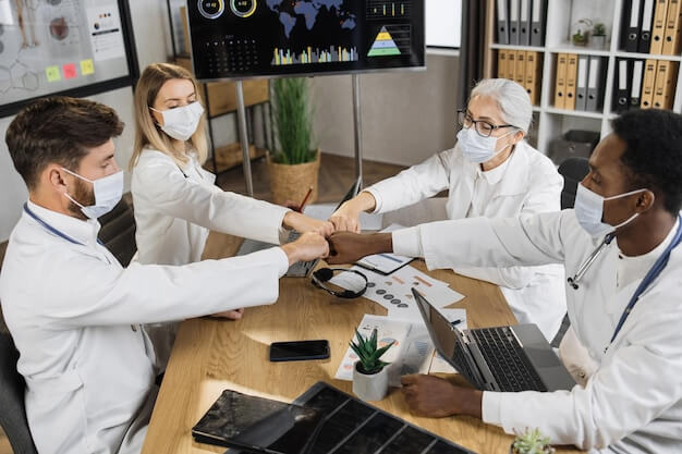 sağlık ve wellness ortamında en i̇yi ortaklık programları