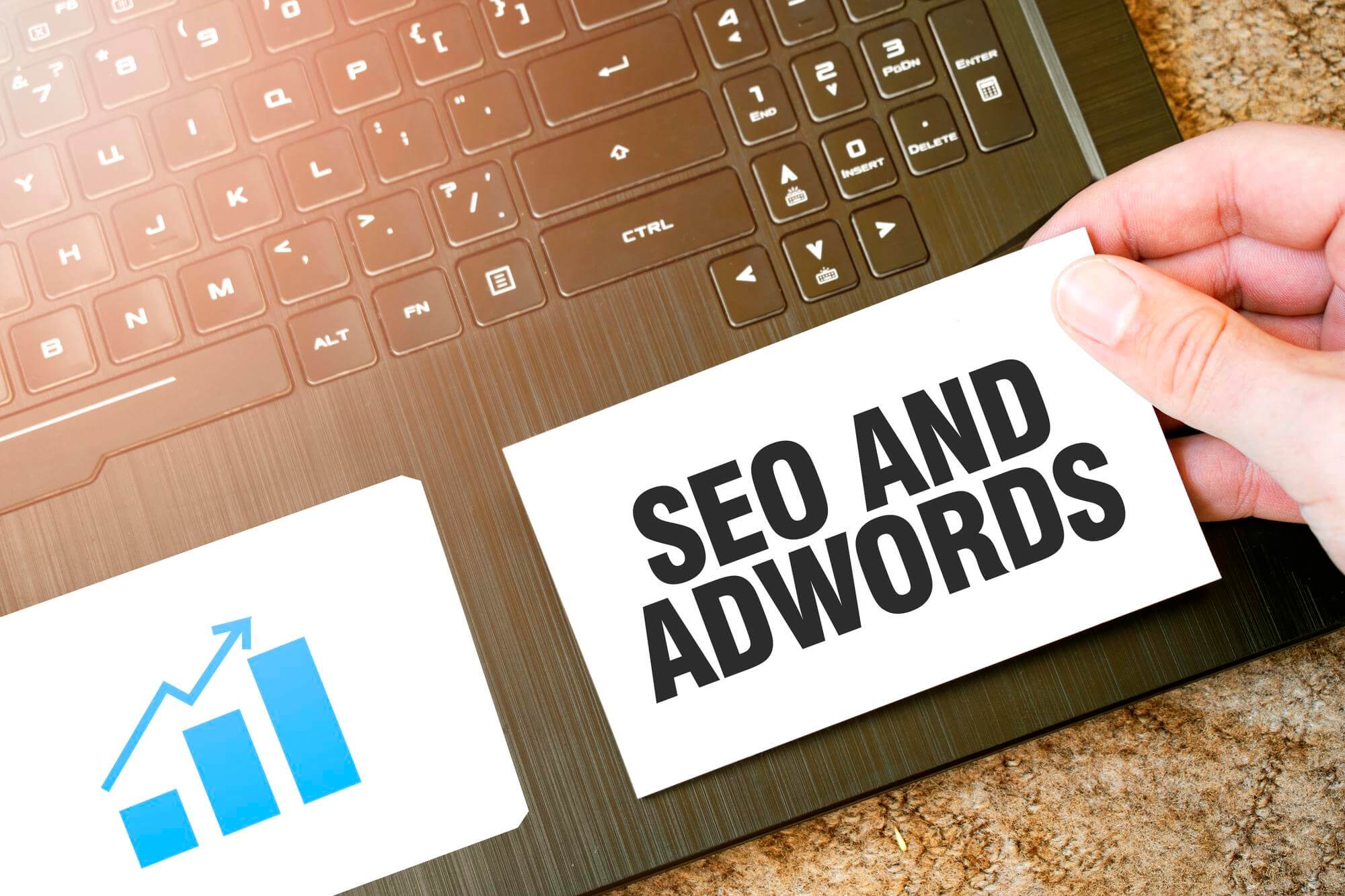 semrush ve ahrefs karşılaştırması: hangi seo aracı daha i̇yi?